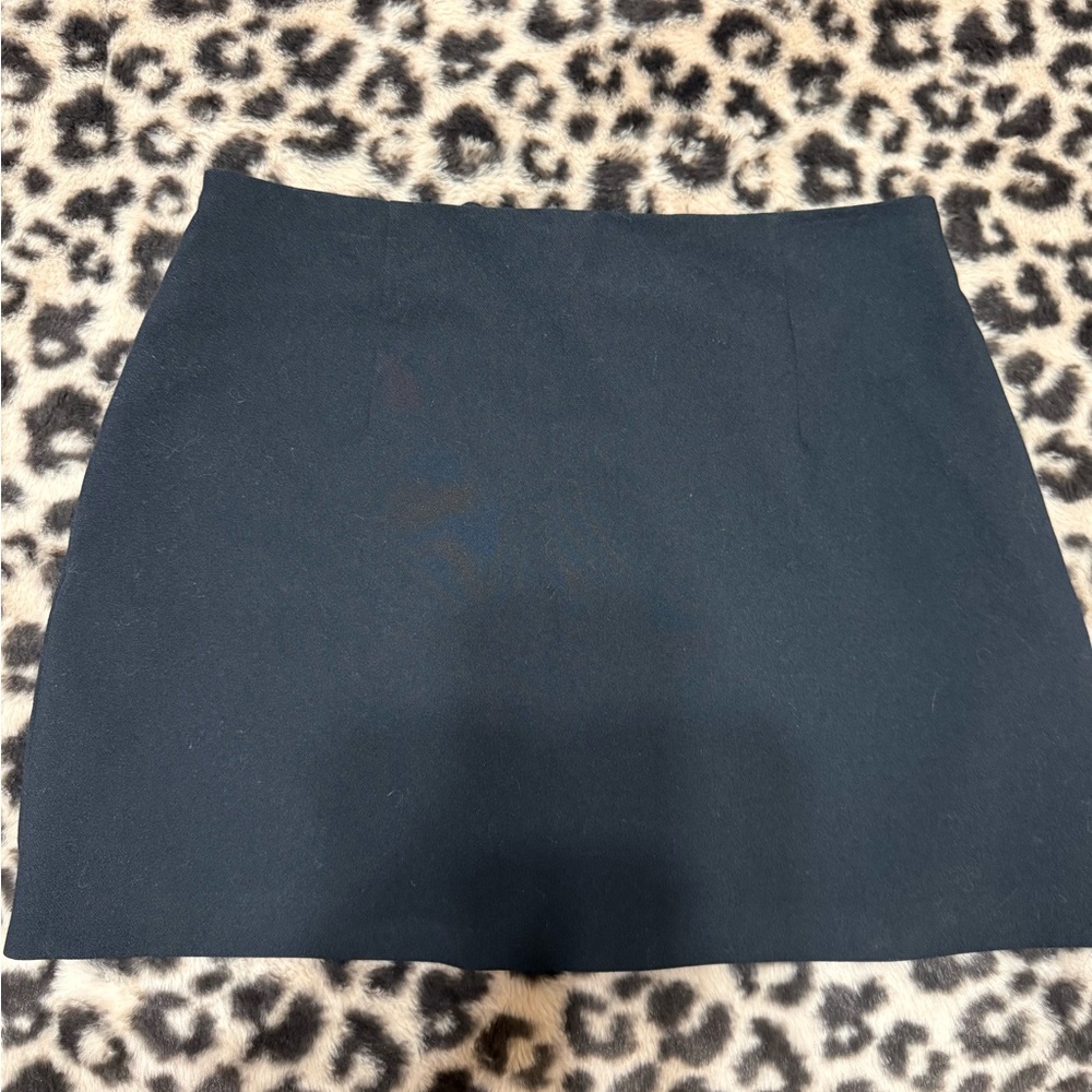 Abercrombie & Fitch Black Mini Skirt - Picture 1 of 2